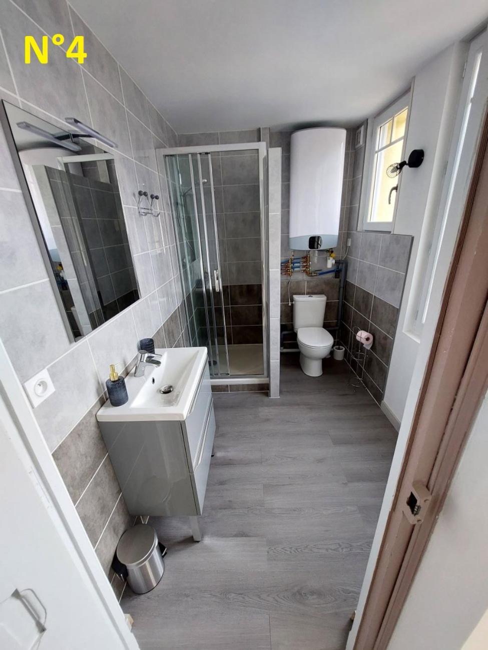 Ferienwohnung Les Cactus Bagnères-de-Bigorre Zimmer foto